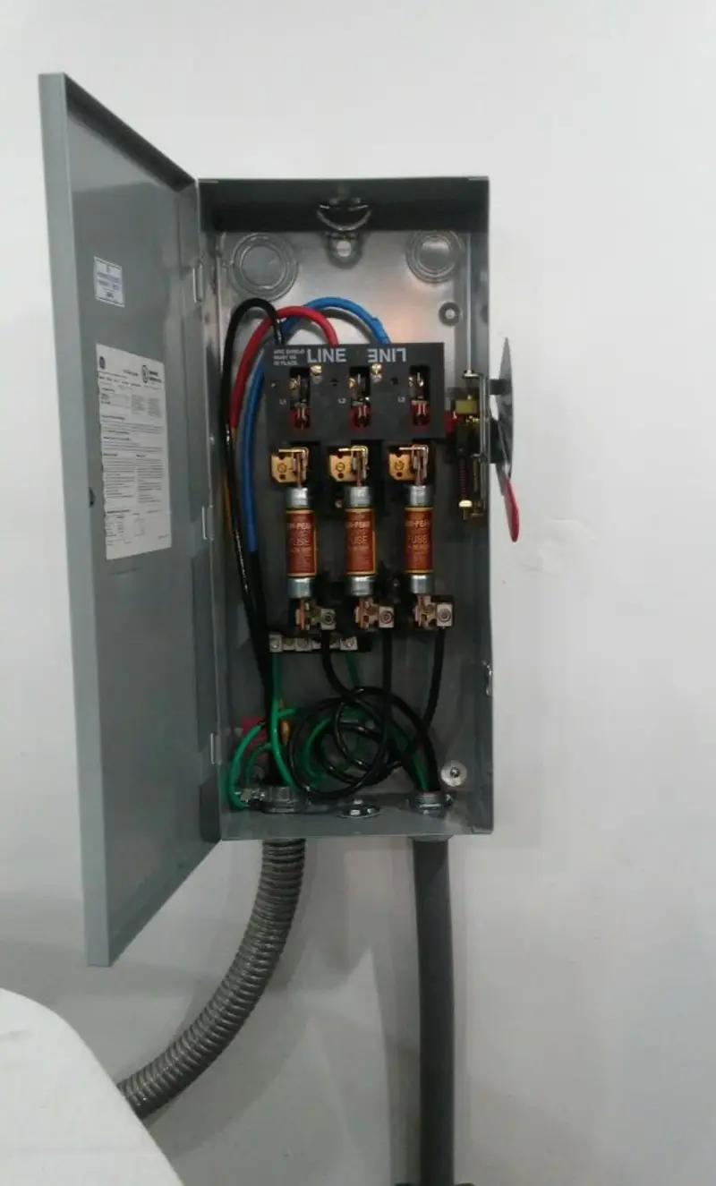 Three-phase disconnect switch installed for Electrical Wiring & Rewiring in Lake View